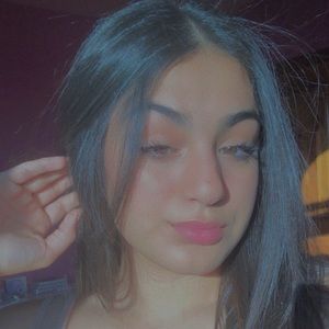 Meet your Posher, Angelina